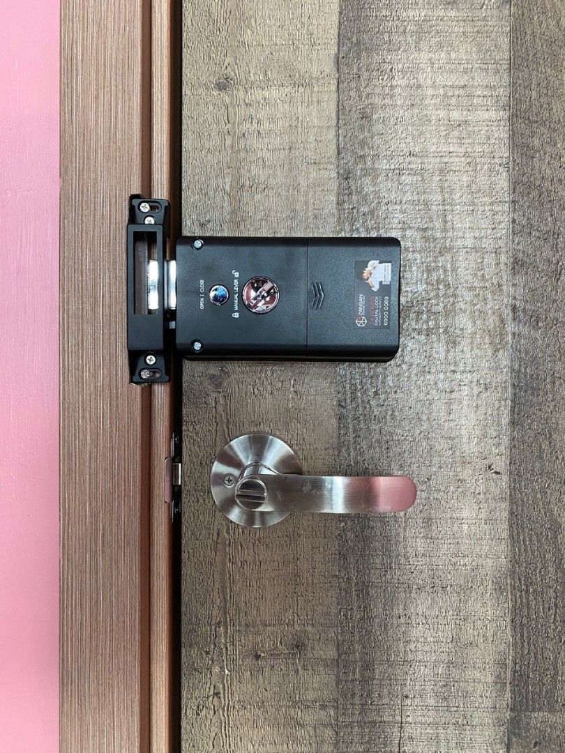 Zeus Digital door lock [FREE delivery & installation], Furniture & Home