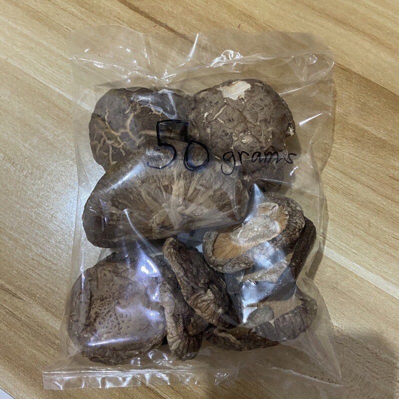 DRIED SHIITAKE MUSHROOM/ high quality shiitake (50g/250g), Food