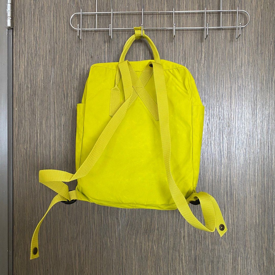 Neon 2025 green kanken