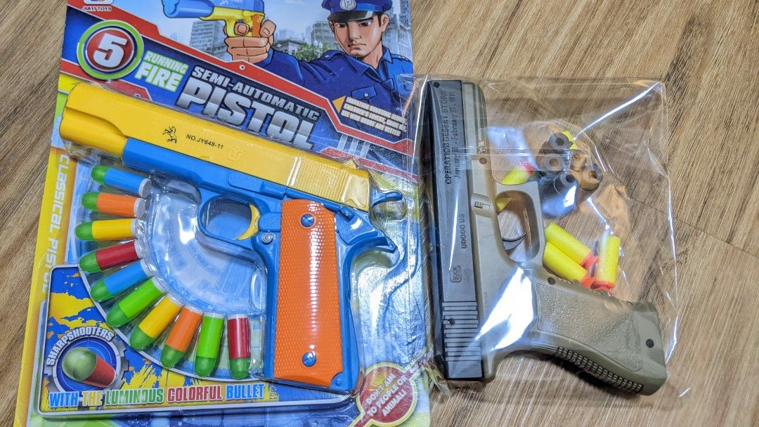 Foam Dart 1911 & Glock Toy blasters Bundle, Hobbies & Toys, Toys