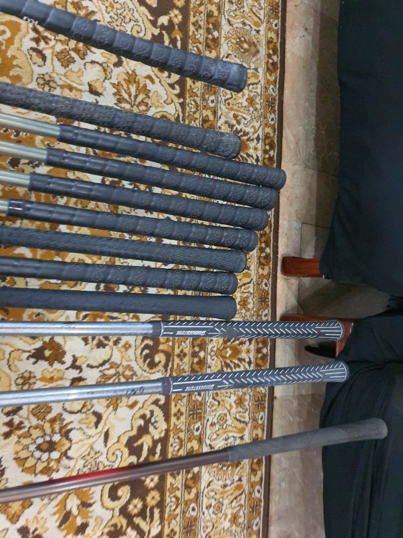 Golf Honma LB (Category: Golf) located in Paranaque City. Submitted by manilagolfmarket (Listing ID 1194663373, Image 3). Description: For Sale Honma LB 606 R flex graphite shaft irons. Tourstage woods Honma LB 300CC driver. Bag included for only 18.9k Pick up Bf Paranaaue or add shipping.