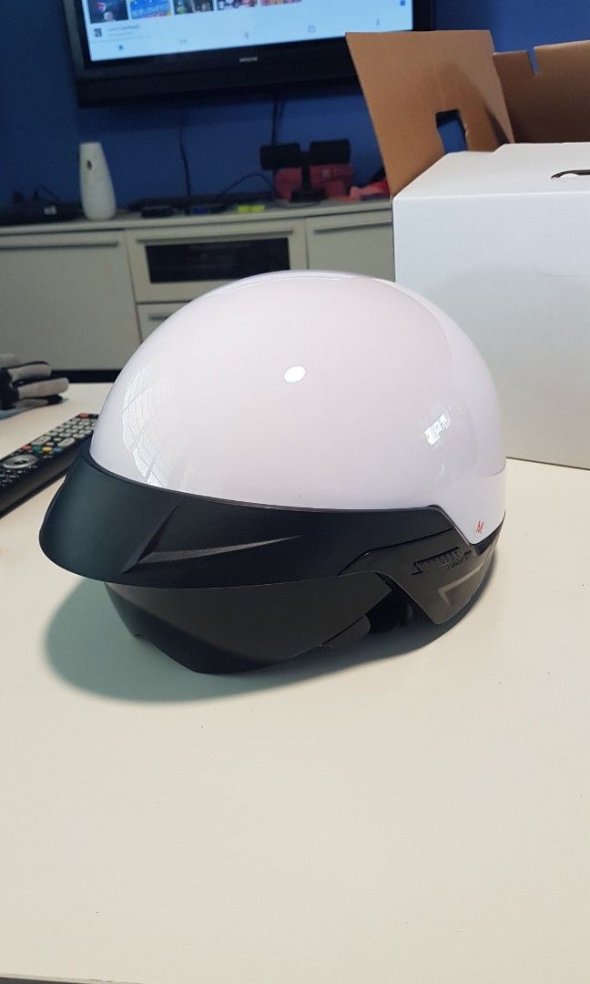 Half helmet with retractable half visor (cafe racer/scooter/cruiser