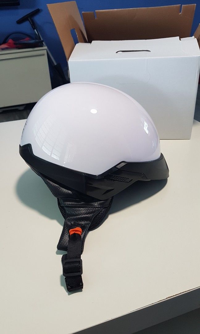 Half helmet with retractable half visor (cafe racer/scooter/cruiser