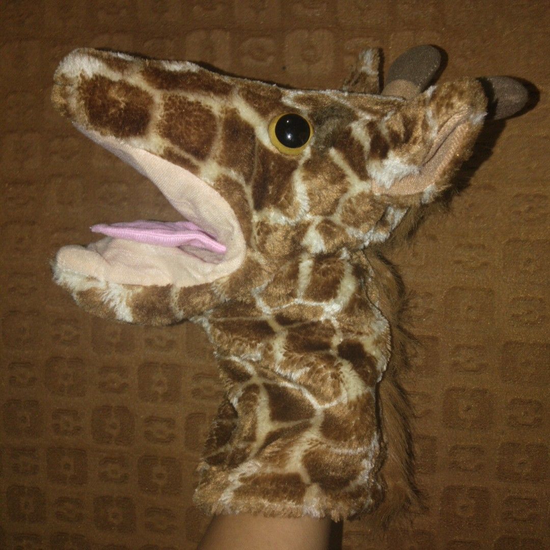 HAND PUPPET GIRAFFE, Hobbies & Toys, Toys & Games on Carousell
