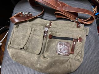 （分類：）位於 。 由 cmperry 提交（商品編號 1194720890，圖片 1）。簡介： 。