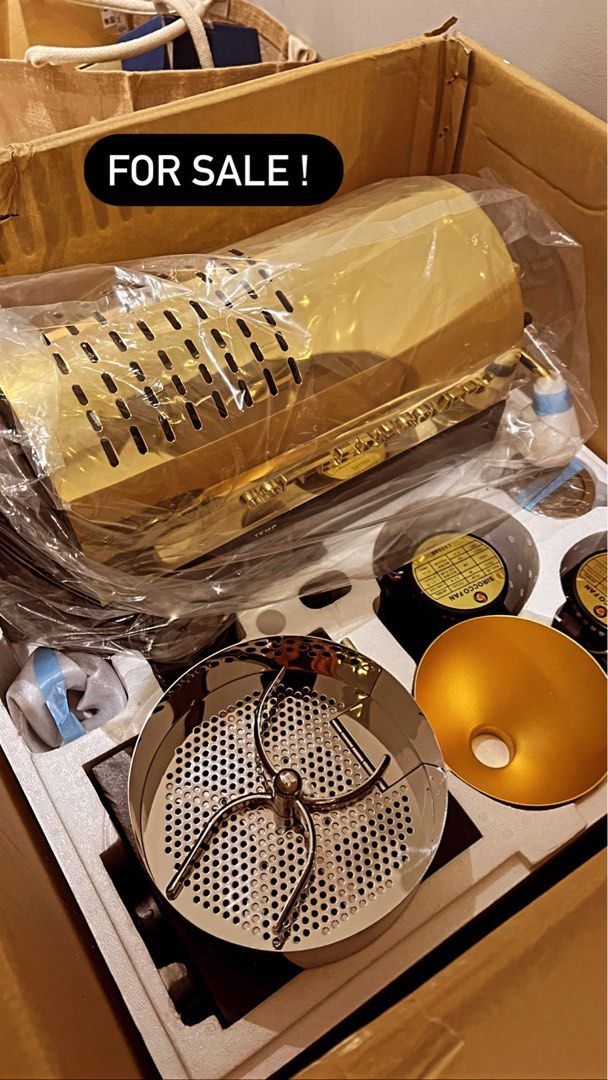 Fuji Royal R220 Discovery Coffee roasting machine, Furniture & Home Living, Kitchenware