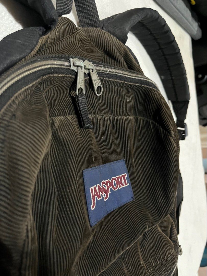 Black corduroy hot sale jansport backpack