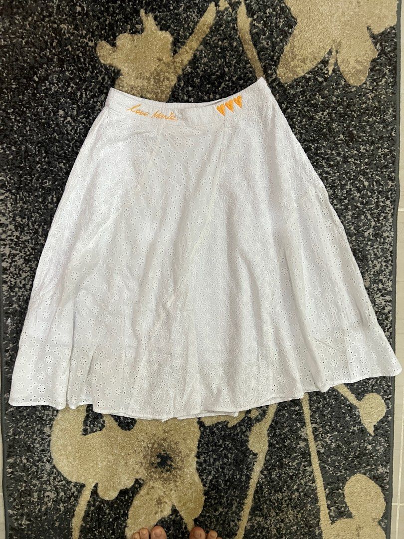 Kamiseta - Lmk Skirt (Category: Skirts) located in Davao. Submitted by PersonalCollections0717 (Listing ID 1194733990, Image 1). Description: .