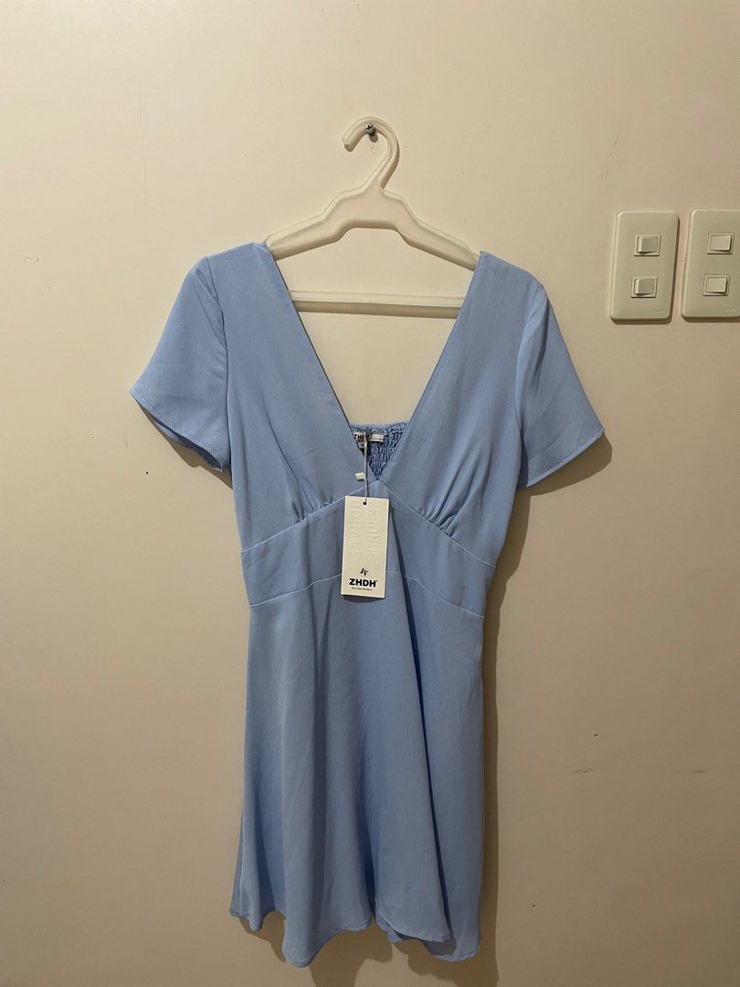 Korean V-neck Summer Dress (Category: Dresses) located in Lucena. Submitted by mariefleur (Listing ID 1194708796, Image 2). Description: Never Worn and hard to let go! Does not fit me anymore and realized the cut is too deep for my liking but otherwise very pretty! 🥺.