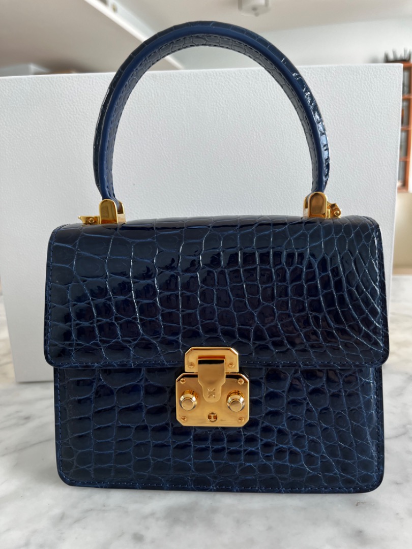 Kwanpen crocodile sales bag price