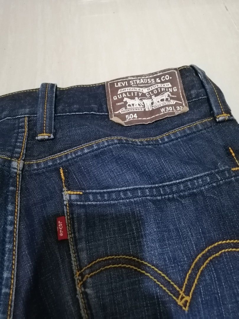 Levis 504, Men's Fashion, Bottoms, Jeans on Carousell
