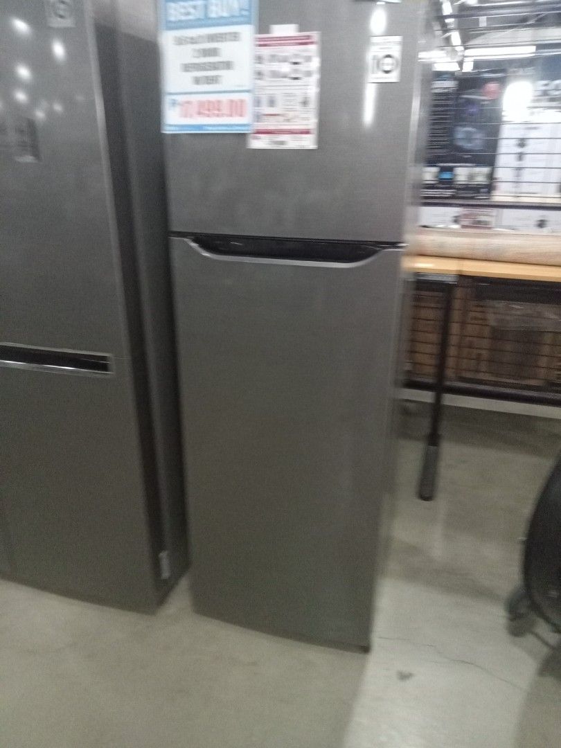LG 9.6cu ft Inverter 2 Door Refrigerator w/Dent, TV & Home Appliances