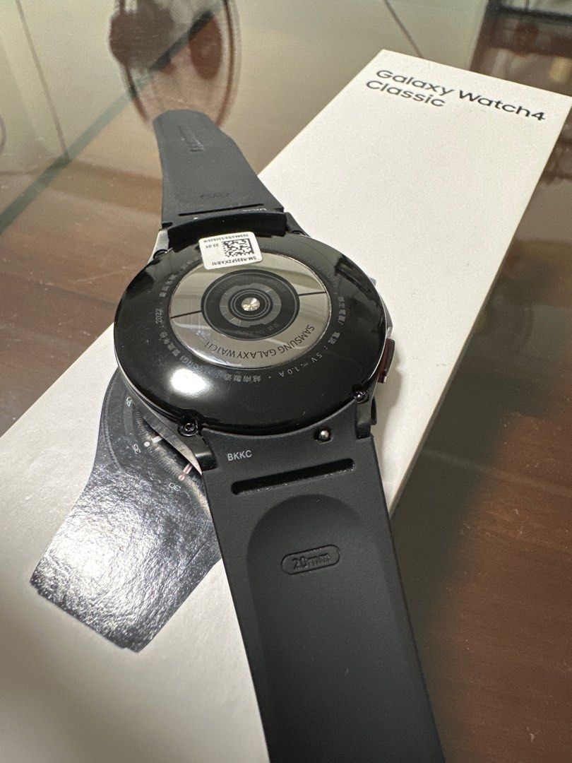 Like new Samsung Galaxy Watch 4 46mm LTE Classic Edition, Mobile Phones