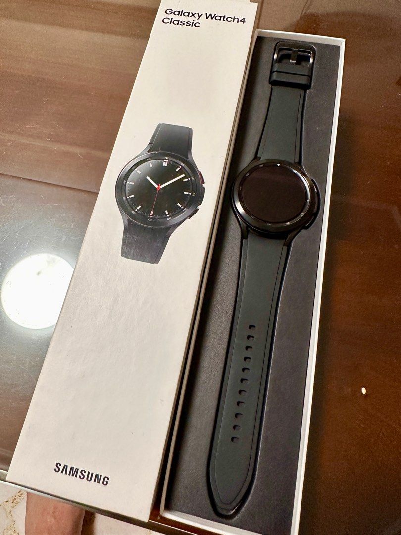 Like new Samsung Galaxy Watch 4 46mm LTE Classic Edition, Mobile Phones