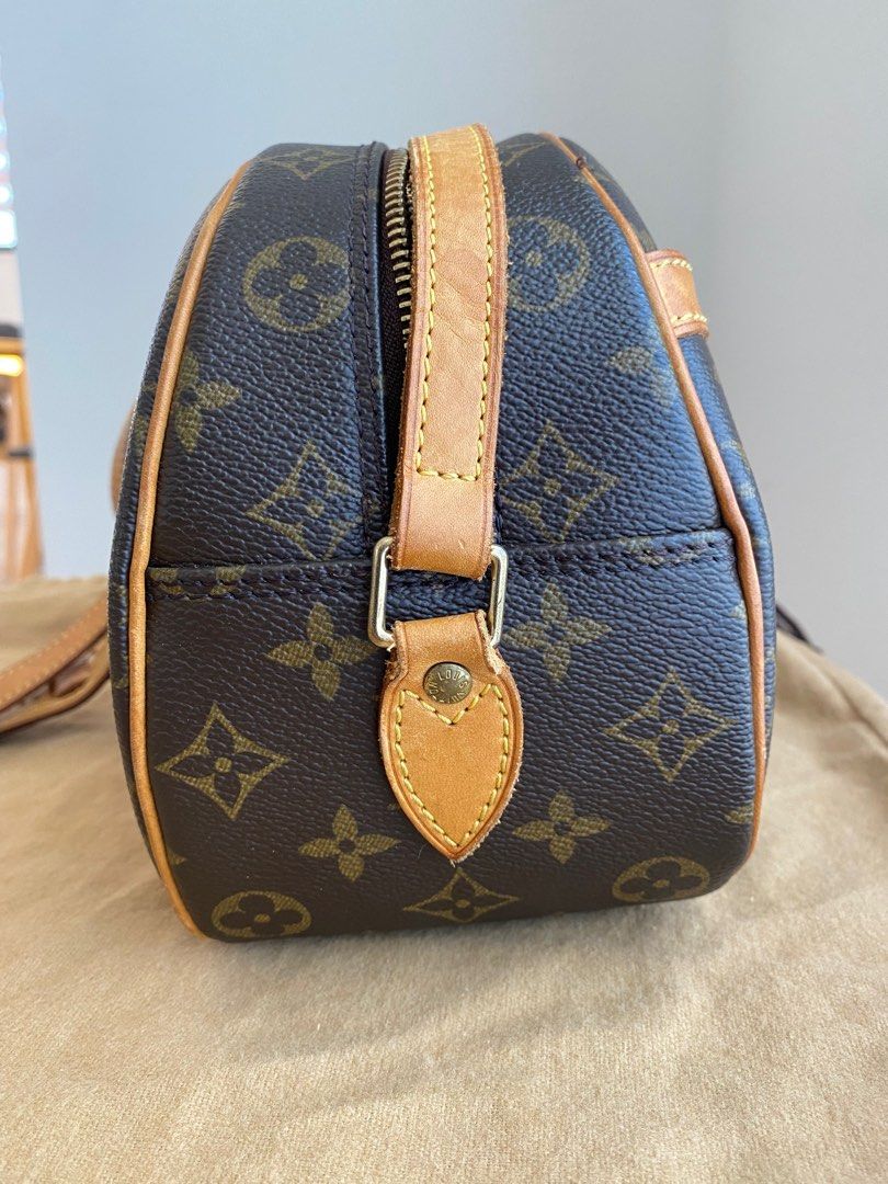 Louis-Vuitton-Monogram-Blois-Crossbody-Shoulder-Bag-M51221 – dct-ep_vintage  luxury Store