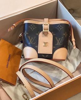 LV Cruise 2021 Heart Bag, Women's Fashion, Bags & Wallets, Cross-body Bags  on Carousell
