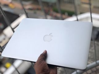 Macbook Air,i5,4gb,128gb,2014