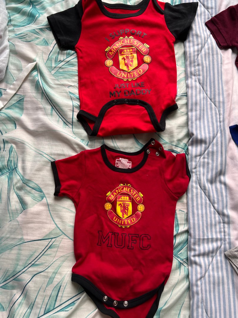 Manchester United onesies, Babies & Kids, Babies & Kids Fashion on