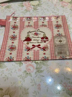 （分類：）位於 。 由 kerosandra 提交（商品編號 1194681329，圖片 1）。簡介： 。