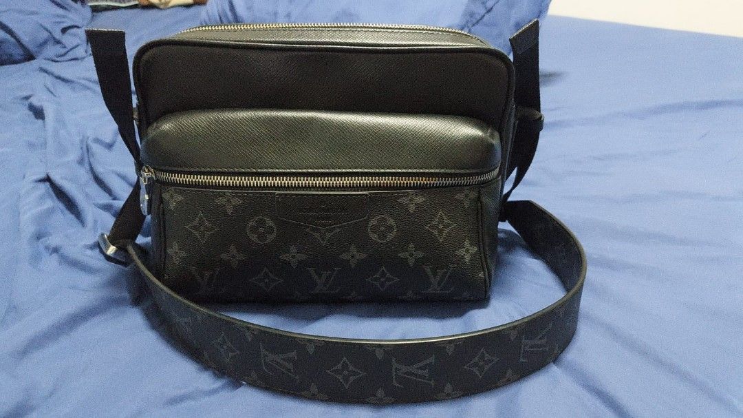 Man best sale lv bag