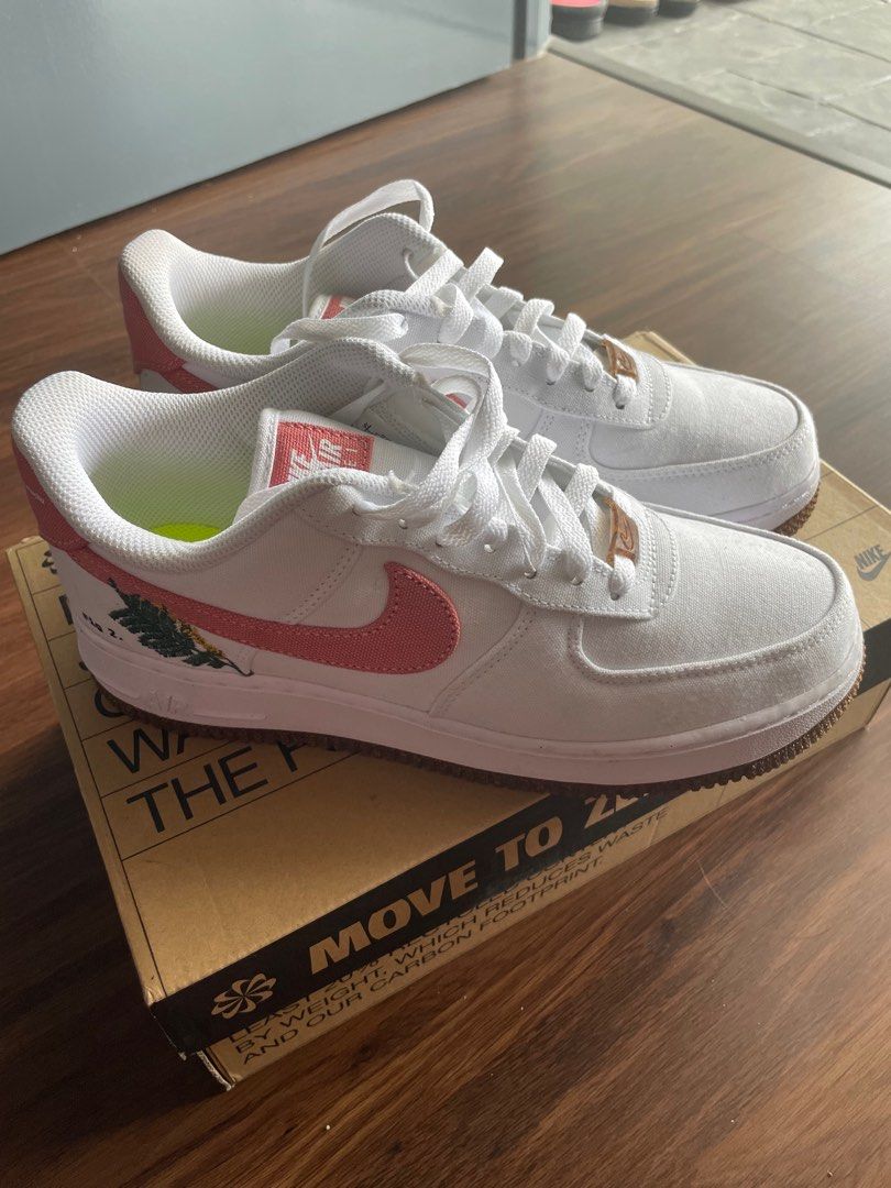 Nike women's special edition best sale