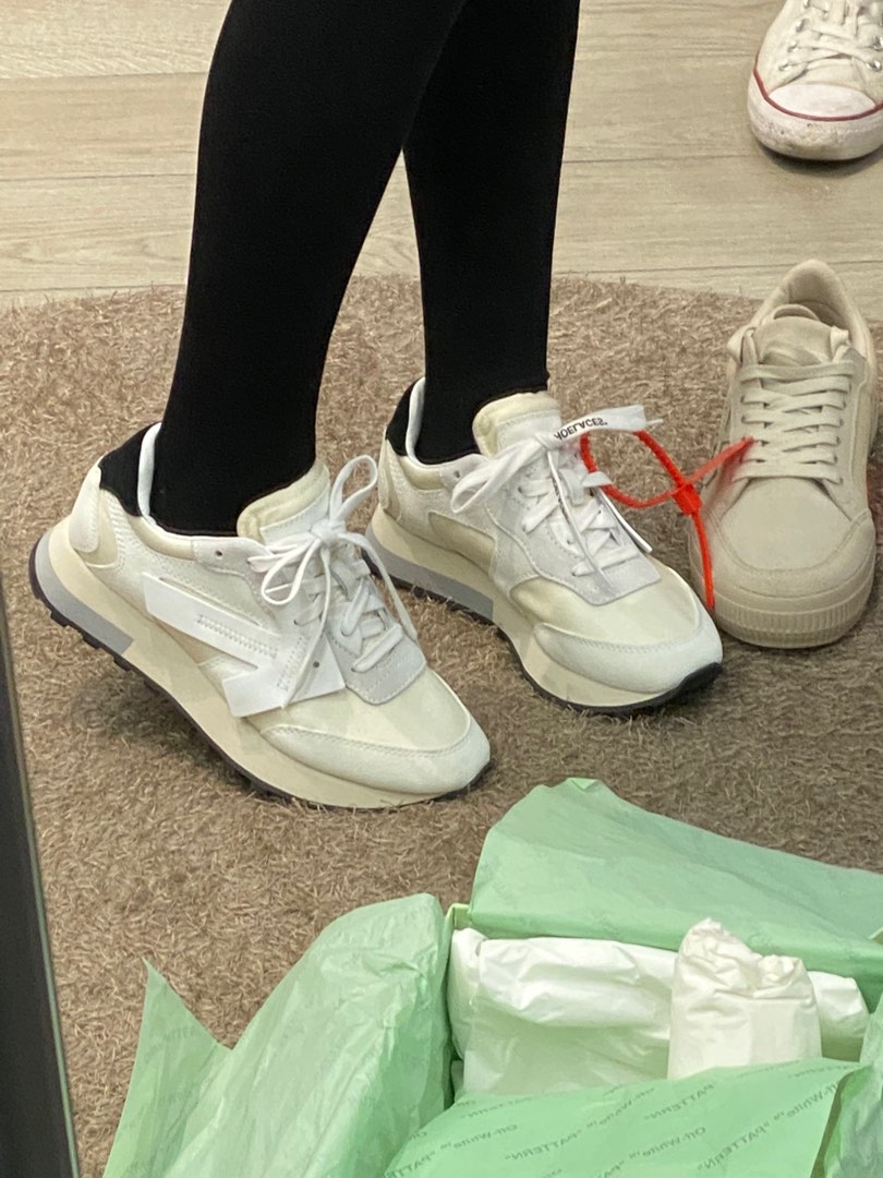 Off white hg runners discount