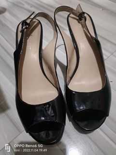 Original Nine West black heels