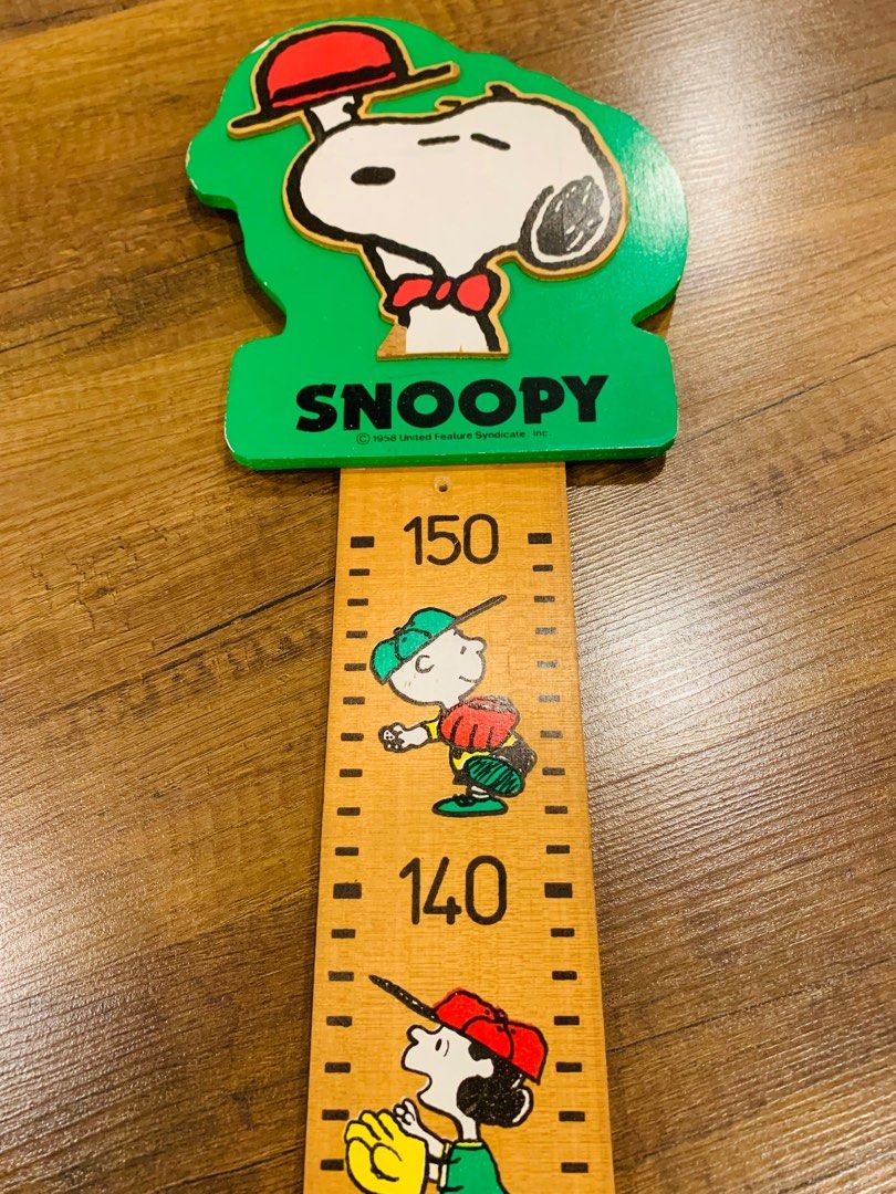 Peanuts Snoopy Wooden Growth Chart, Everything Else, Others on Carousell