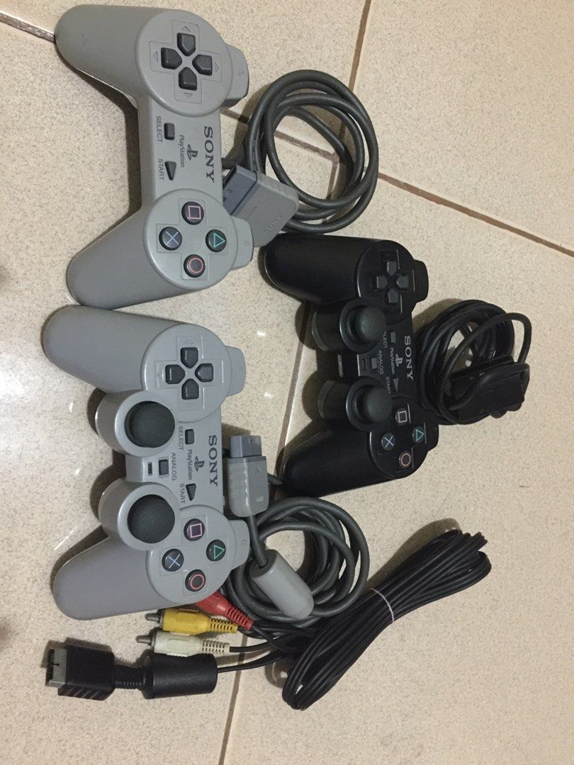 PS2 controllers/AV cord, Video Gaming, Gaming Accessories, Controllers on Carousell