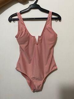 (Category: ) located in . Submitted by amihanshops (Listing ID 1194740256, Image 1). Description: .