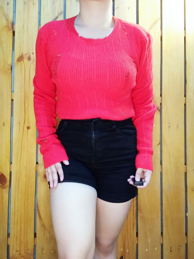 Rue21 Chic Red Distressed Cropped 