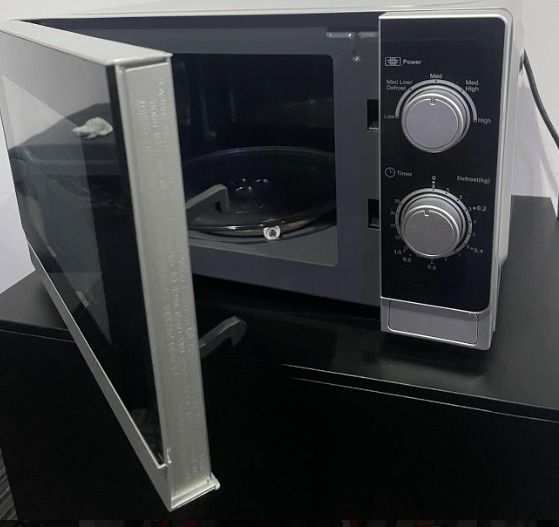 SHARP 20L, R20A0 Microwave Oven, TV & Home Appliances, Kitchen ...