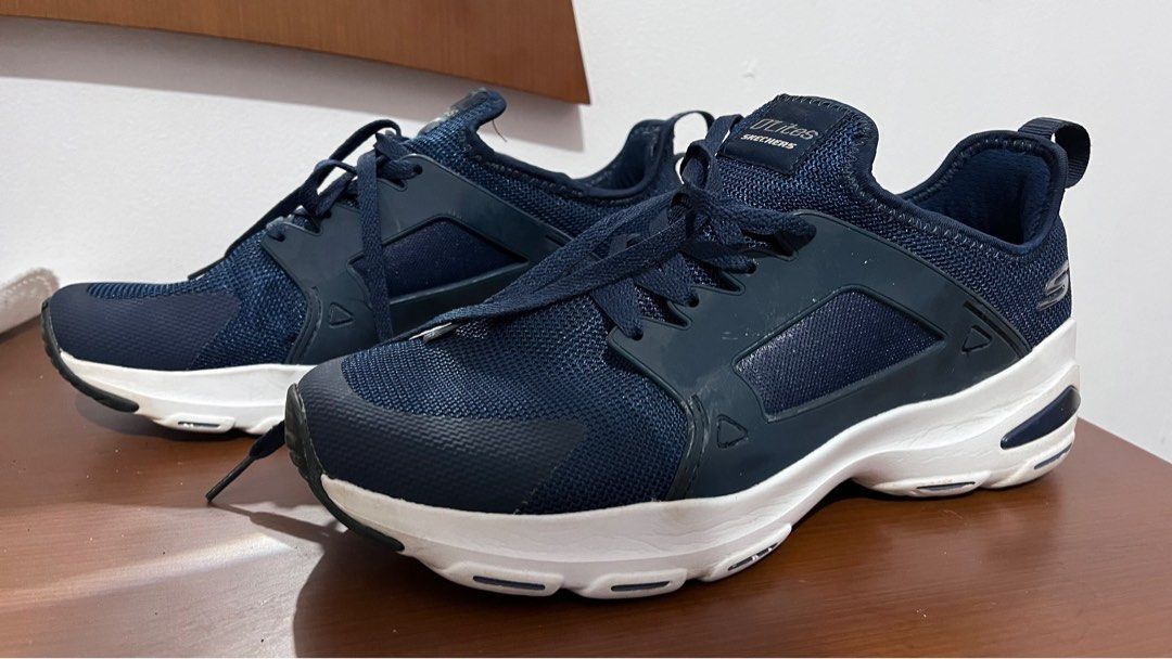 Skechers D lites Navy Preloved Fesyen Pria Sepatu Sneakers di