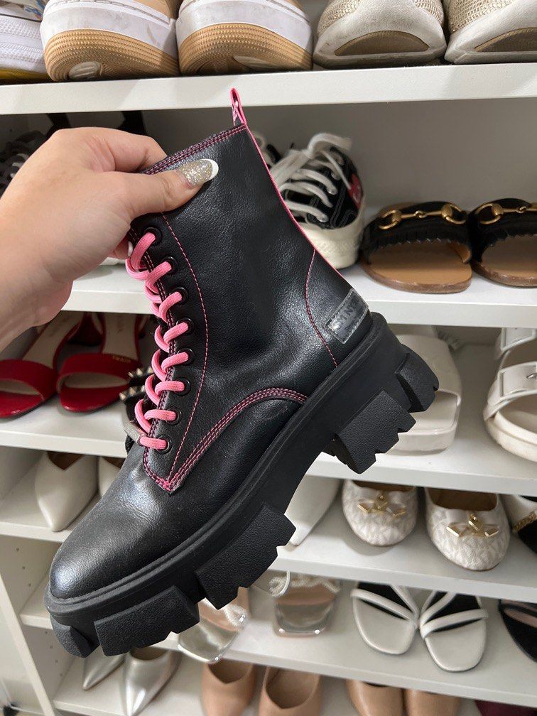 Steve madden store officer boots