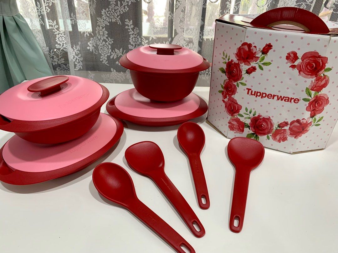 Tupperware Petit Royal Red Serving Set 