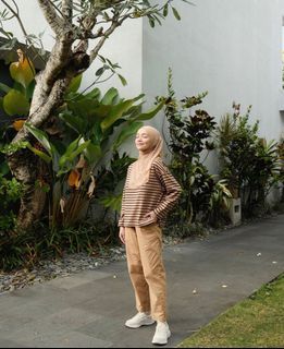 Uniqlo Striped Long Sleeve T-Shirt