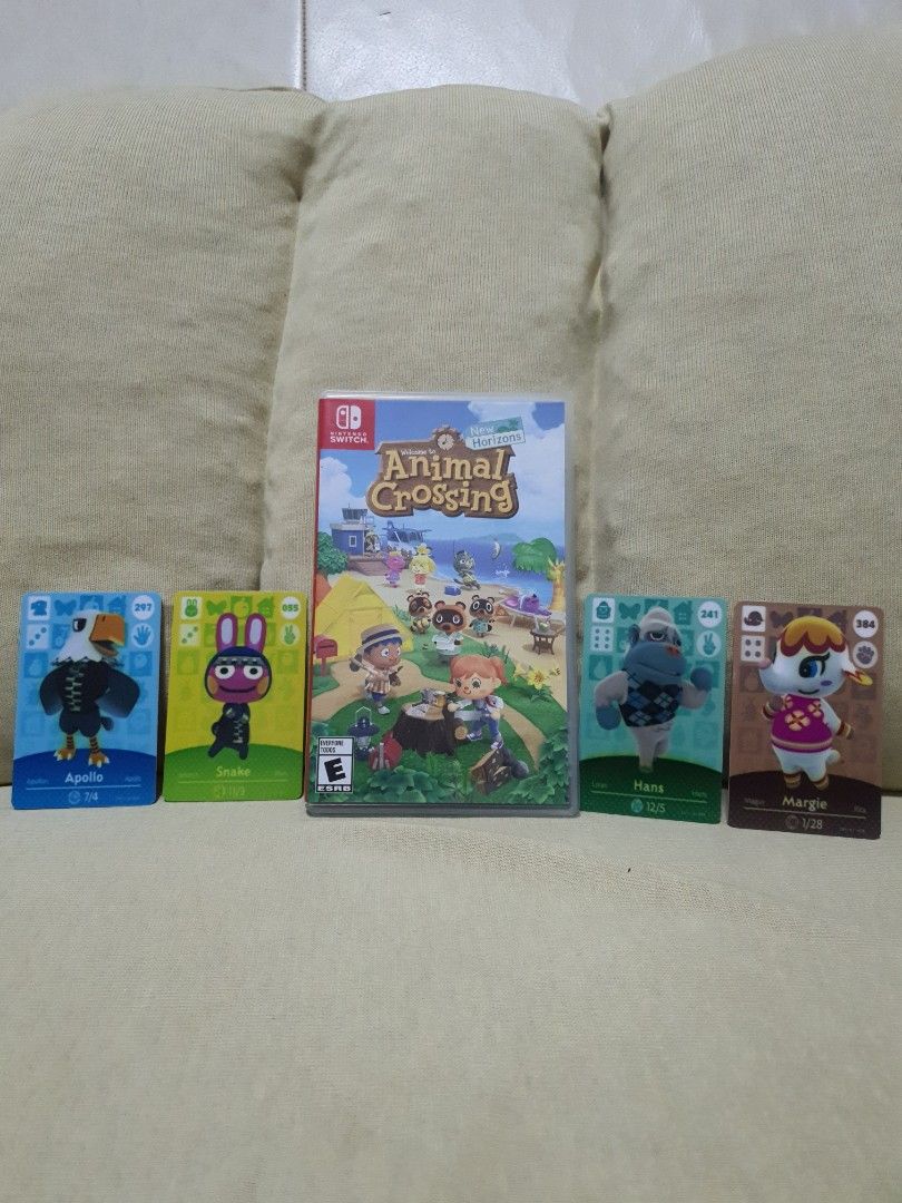 Used Animal Crossing New Horizons with 4 amiibo cards, Video Gaming