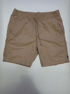 (Category: ) located in . Submitted by Mxthriftingph (Listing ID 1194614431, Image 1). Description: .