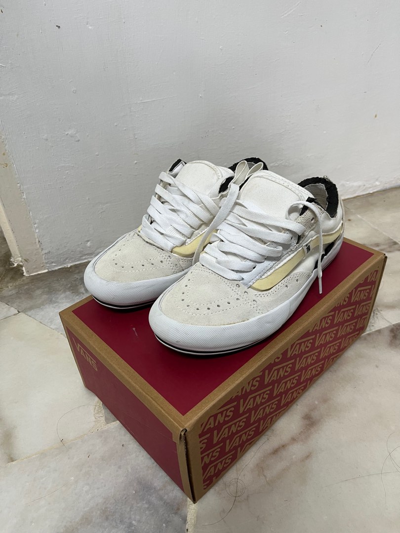 Vans old skool CAP Men s Fashion Footwear Sneakers on Carousell