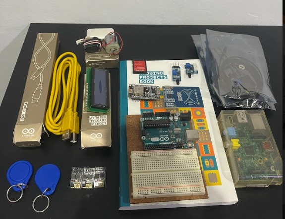 Various Arduino Parts + Raspberry Pi 1 + ESP32, Computers & Tech, Parts ...