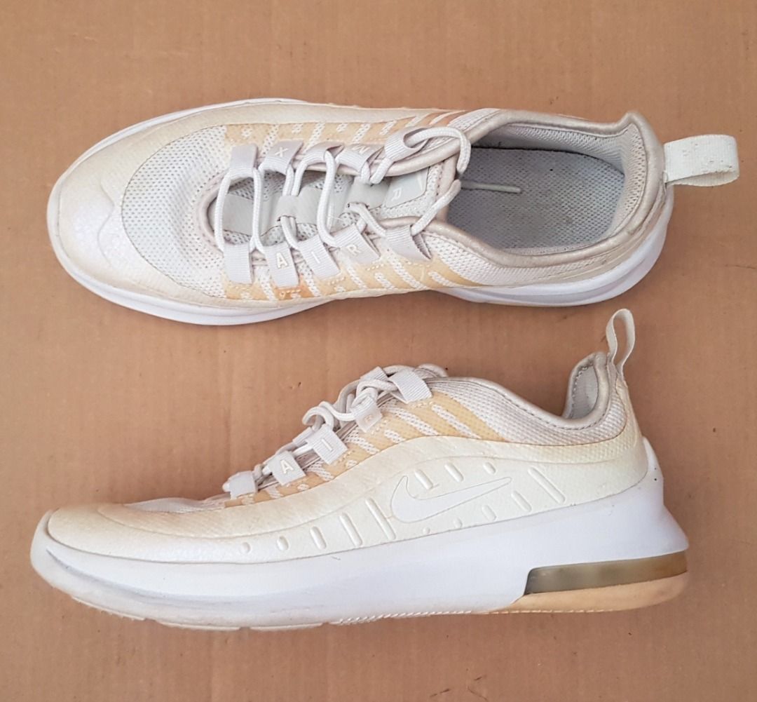 Nike air max axis cheap 38.5
