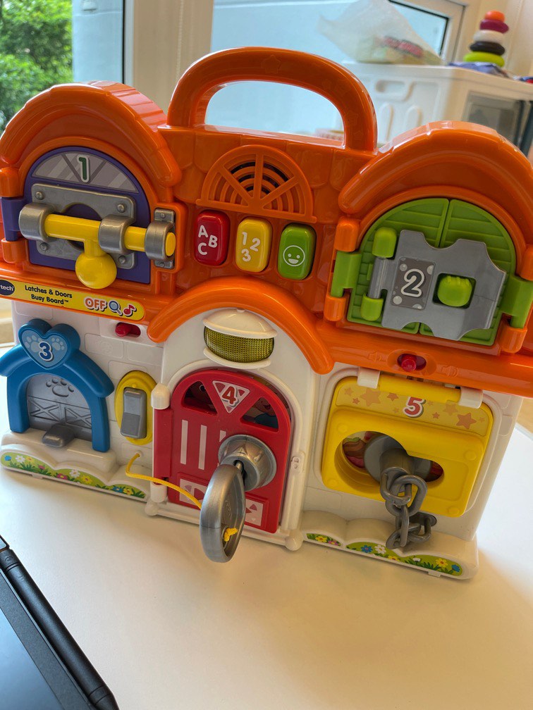 Vtech latches and door busy board, Babies & Kids, Infant Playtime on