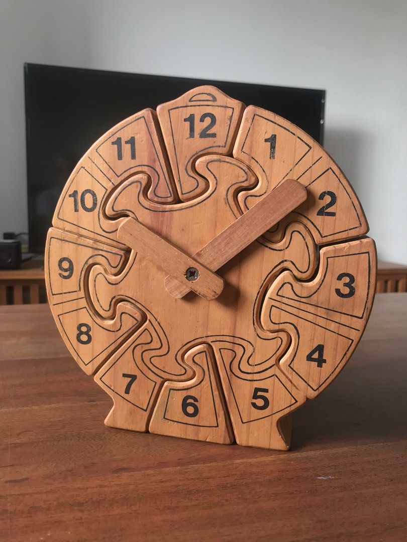 Wooden block clock, Hobbies & Toys, Toys & Games on Carousell