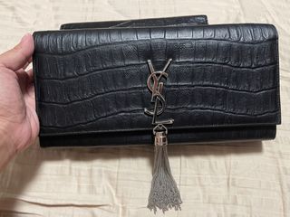 (Category: ) located in . Submitted by VShoppeManila (Listing ID 1194592869, Image 1). Description: .