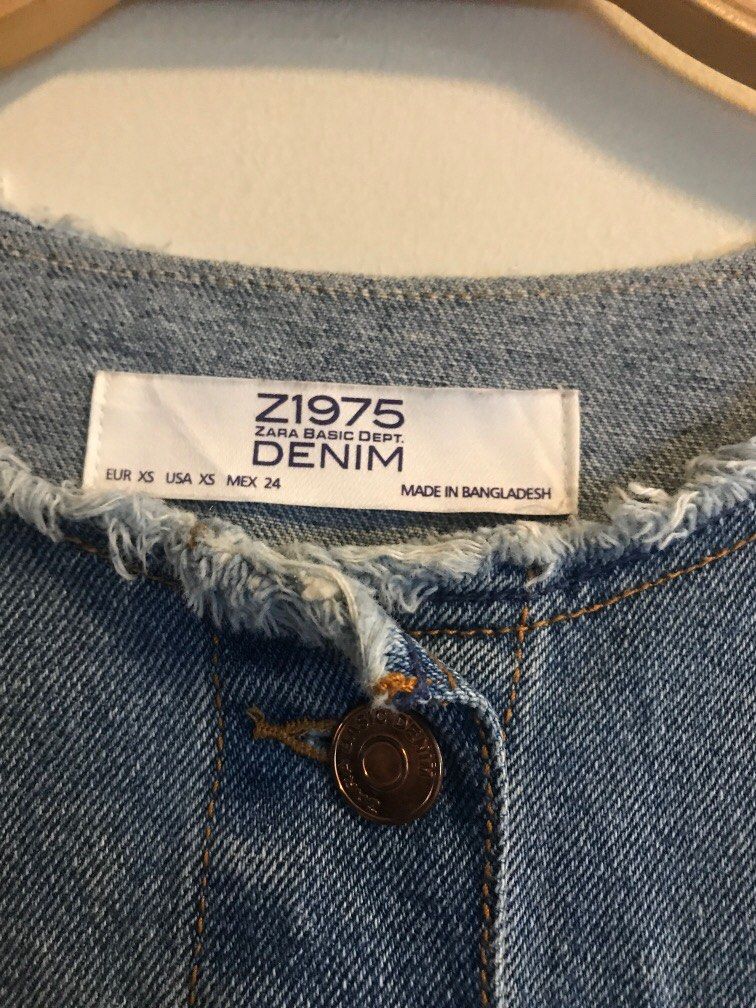 Zara Denim Vest for men (Category: Coats, Jackets and Outerwear) located in Santa Rosa. Submitted by jhing20 (Listing ID 1194636807, Image 2). Description: plus sf please can fit up to M size.