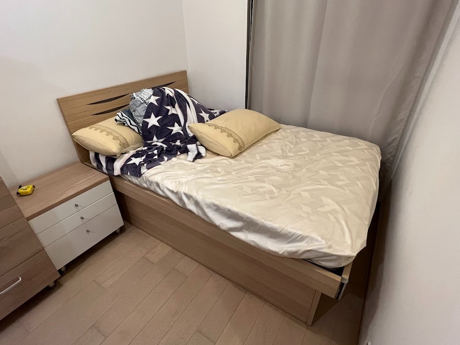 1.2米闊油壓床架, 傢俬＆家居, 傢俬, 床架及床褥- Carousell