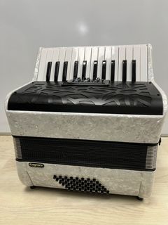 （分類：）位於 。 由 edtung15 提交（商品編號 1194937539，圖片 1）。簡介： 。