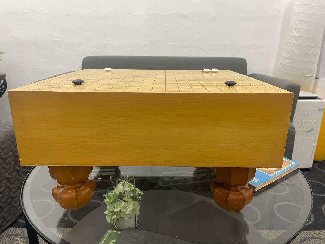 棋院結業| 本榧圍棋棋墩套裝，連日向本蛤碁石一套（34號，9.5mm