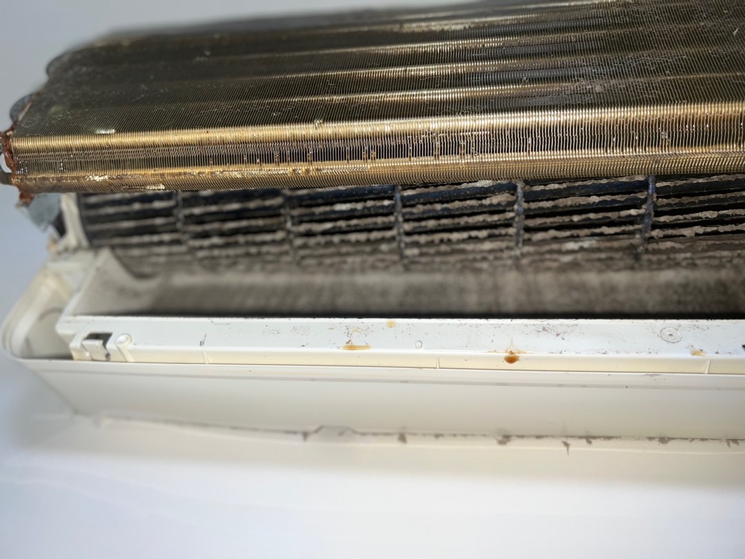 Washing machine, water suction, water tray628631245955861129