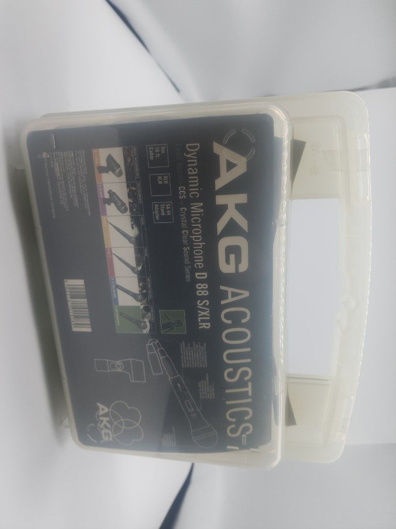 Akg acoustic top